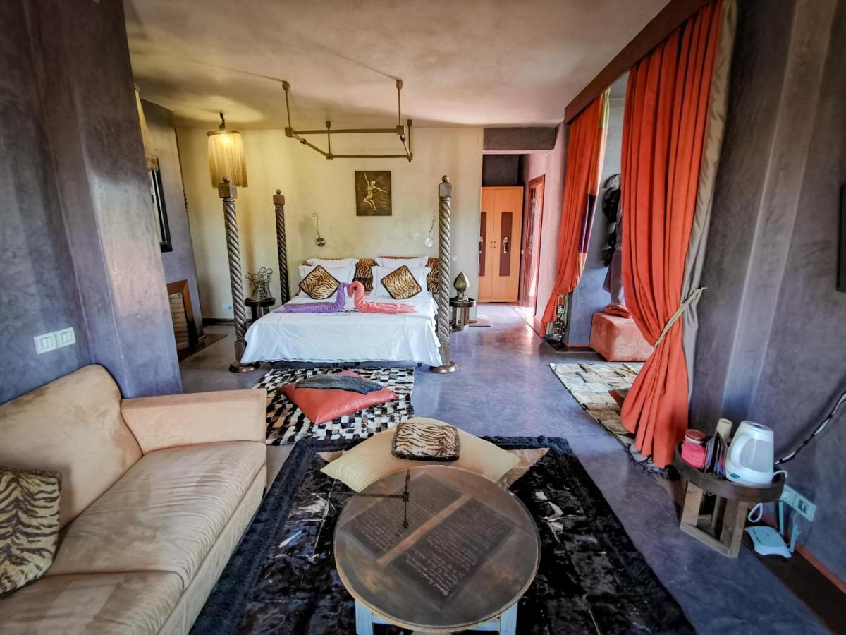 Отель Jnan Lotf Marrakech El Harkat Экстерьер фото